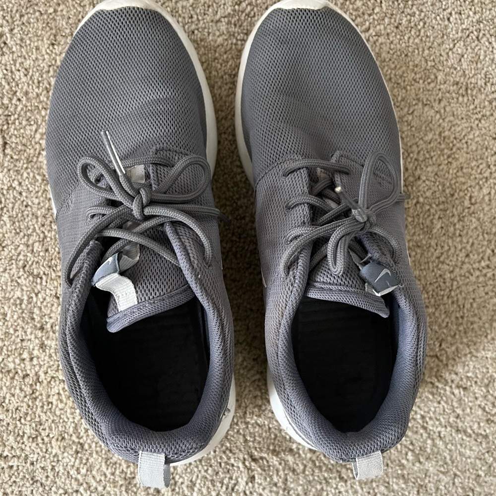 Grey Nike Roche - Picture 5 of 9
